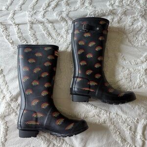 Girls Rainbow Hunter Black Boots